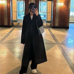 Meet your Posher, Mithaq